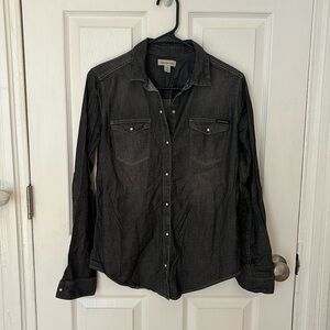 Gray button down shirt with snaps — Calvin Klein Jeans, Small